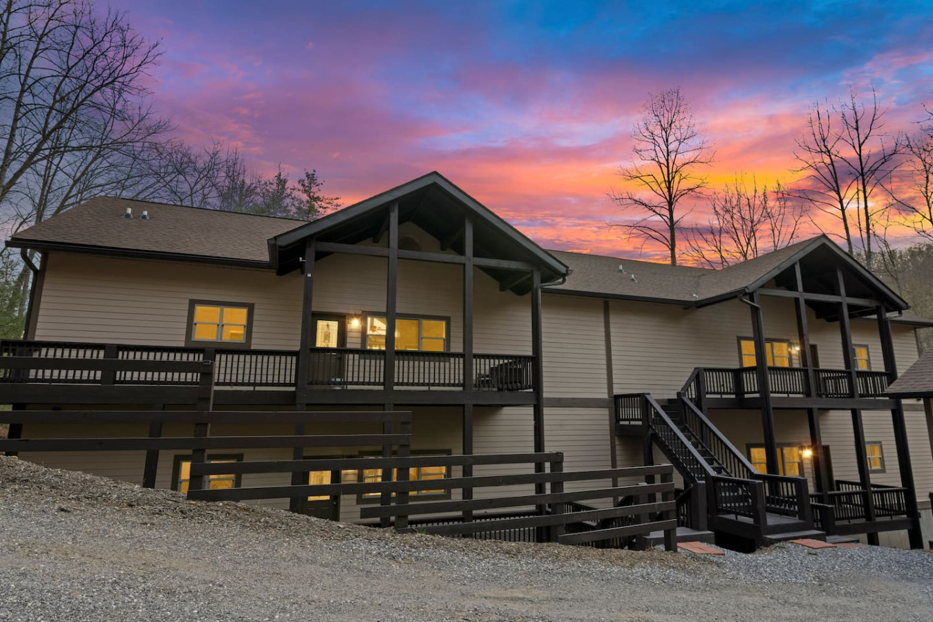 Mountain Retreat | Cozy Balcony & Grill photo 2
