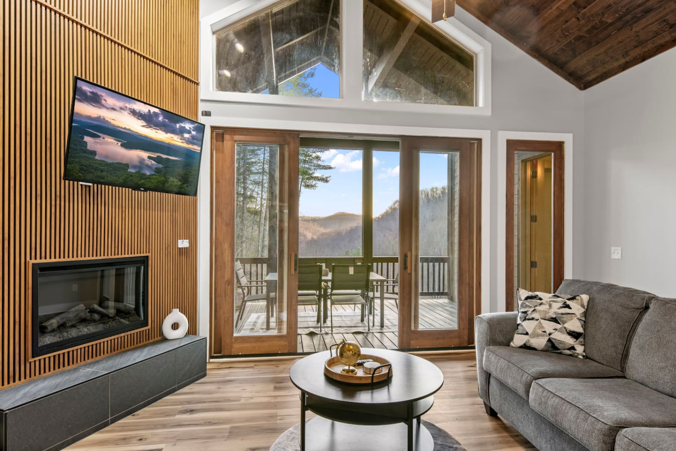 Mountain Hideaway | Grill & Sunset Views photo 1