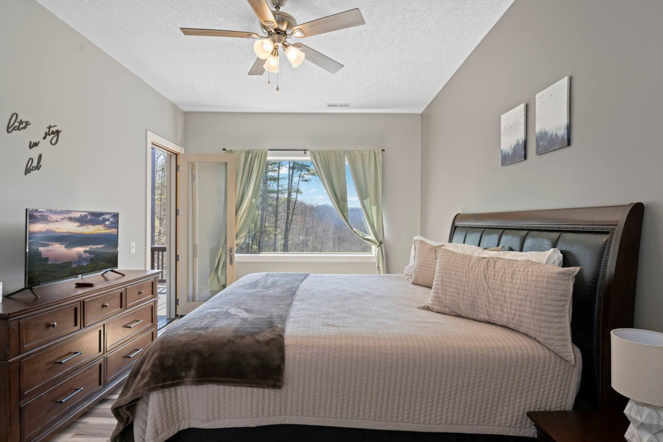 Mountain Sanctuary | Balcony w/ View & Grill photo 3