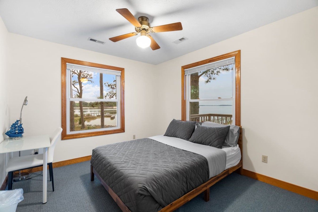 Waking up to a beautifully made bed and natural light streaming through the windows is the perfect way to start the day! ✨