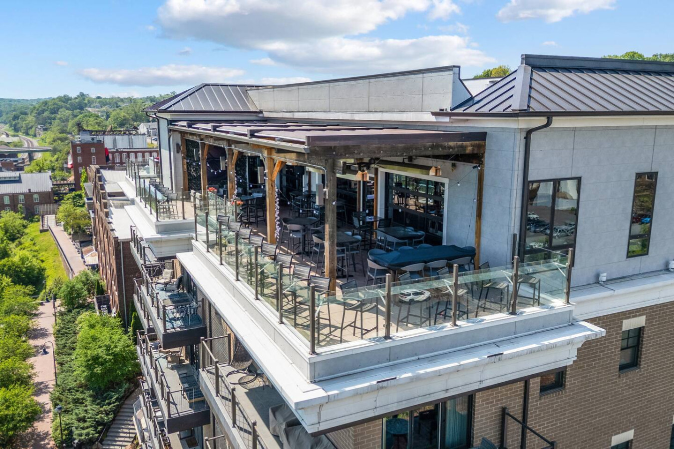 Luxury Downtown Loft | Balcony & Rooftop Bar photo 5