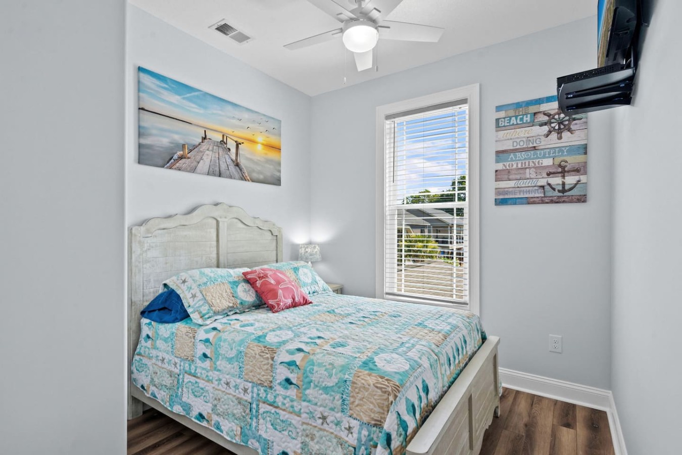 Seaside Escape | Beach Access & Family Paradise photo 2
