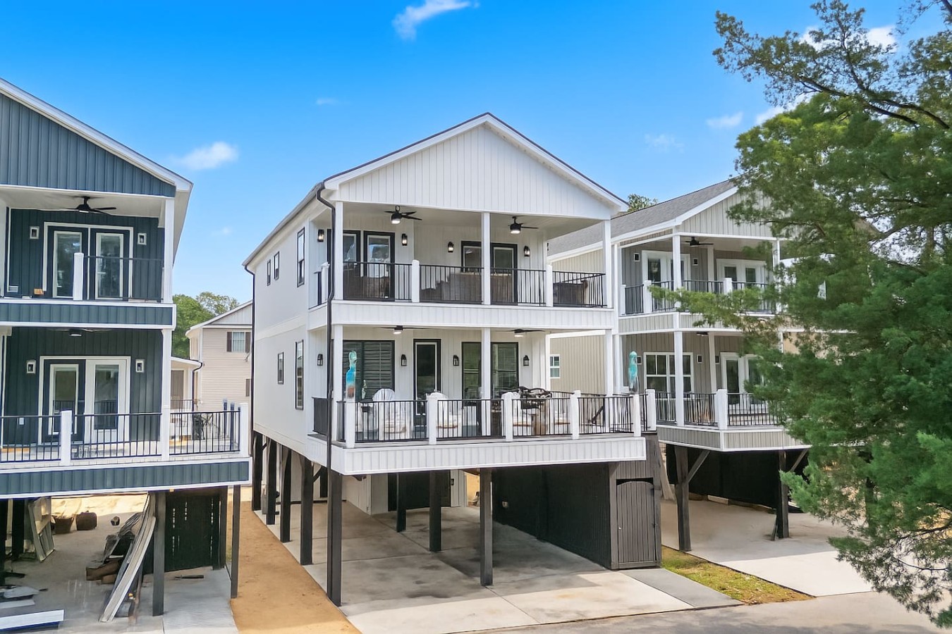Luxury Beach House | Elevator, Tiki Bar & Grill