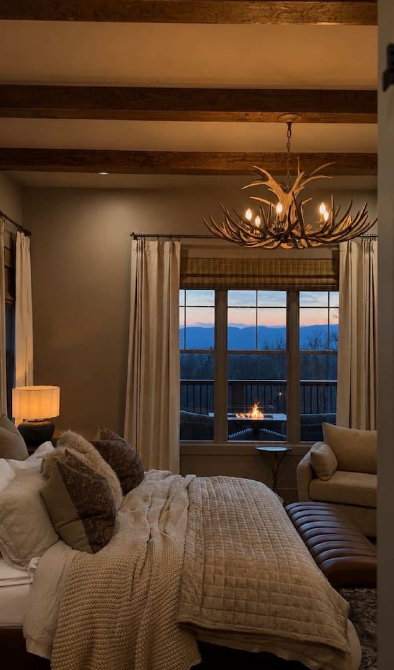 Luxury, Mtn Views, Games, Office, Bar, & Hot Tub photo 2
