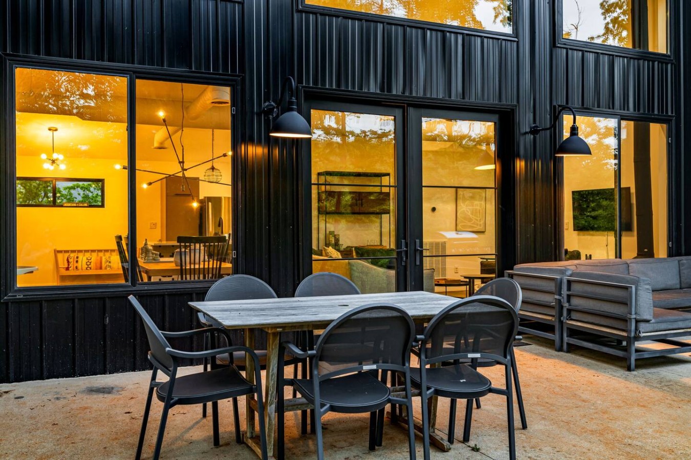 Modern Mtn Retreat | Firepit, Grill & Fireplace photo 4