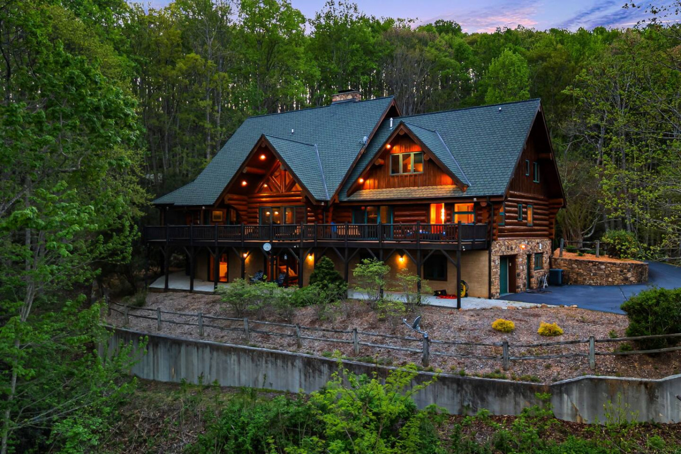Luxury Mtn Cabin | Game Room, Sauna & Fire Pit photo 1