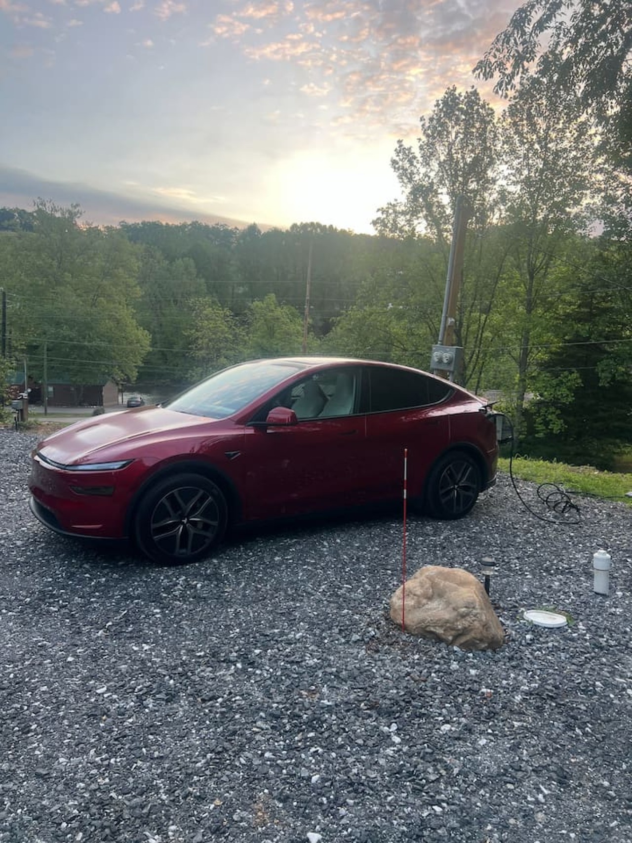 Tesla Camp | Riverside, Hot Tub & Mountain Views photo 1