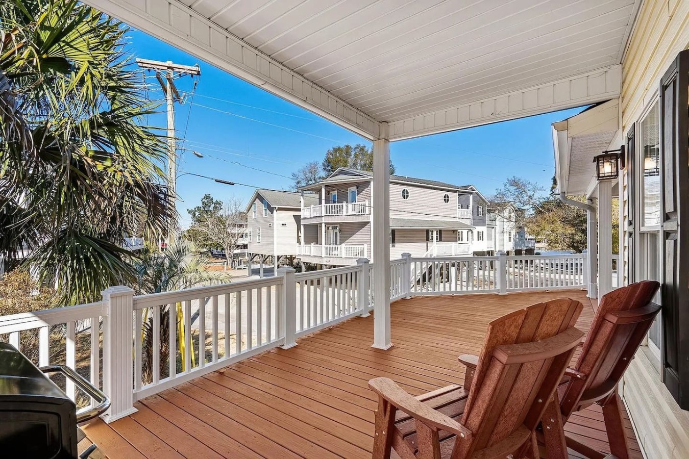 Short Walk to Beach | Waterpark, Porch & Grill photo 3