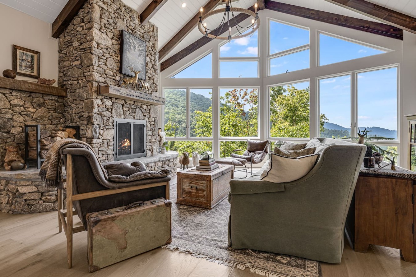 Mountain Retreat w/ Heated Pool & Expansive Views photo 1