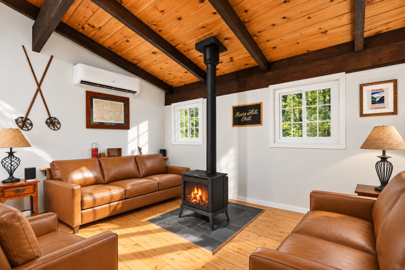 Chalet Getaway: Living room seating