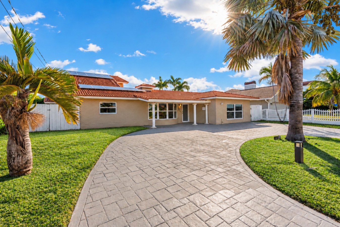 The Jungle front exterior and driveway