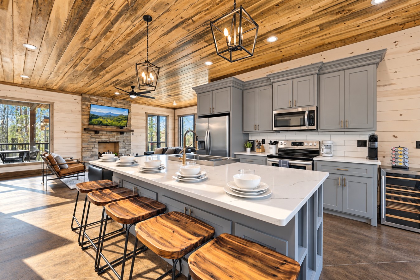 Family Getaway: Kitchen island and breakfast bar