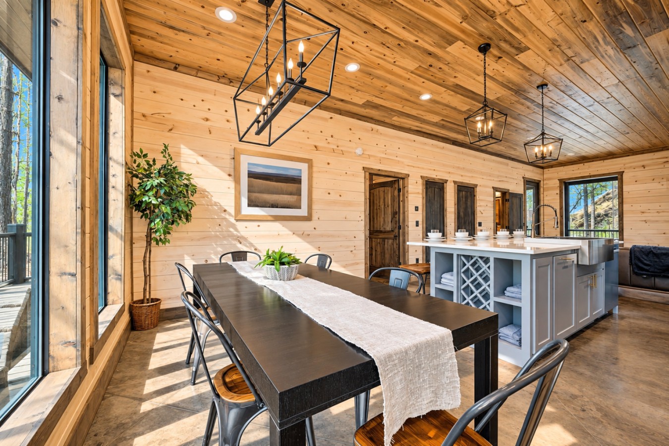Family Getaway: Dining table beside the kitchen