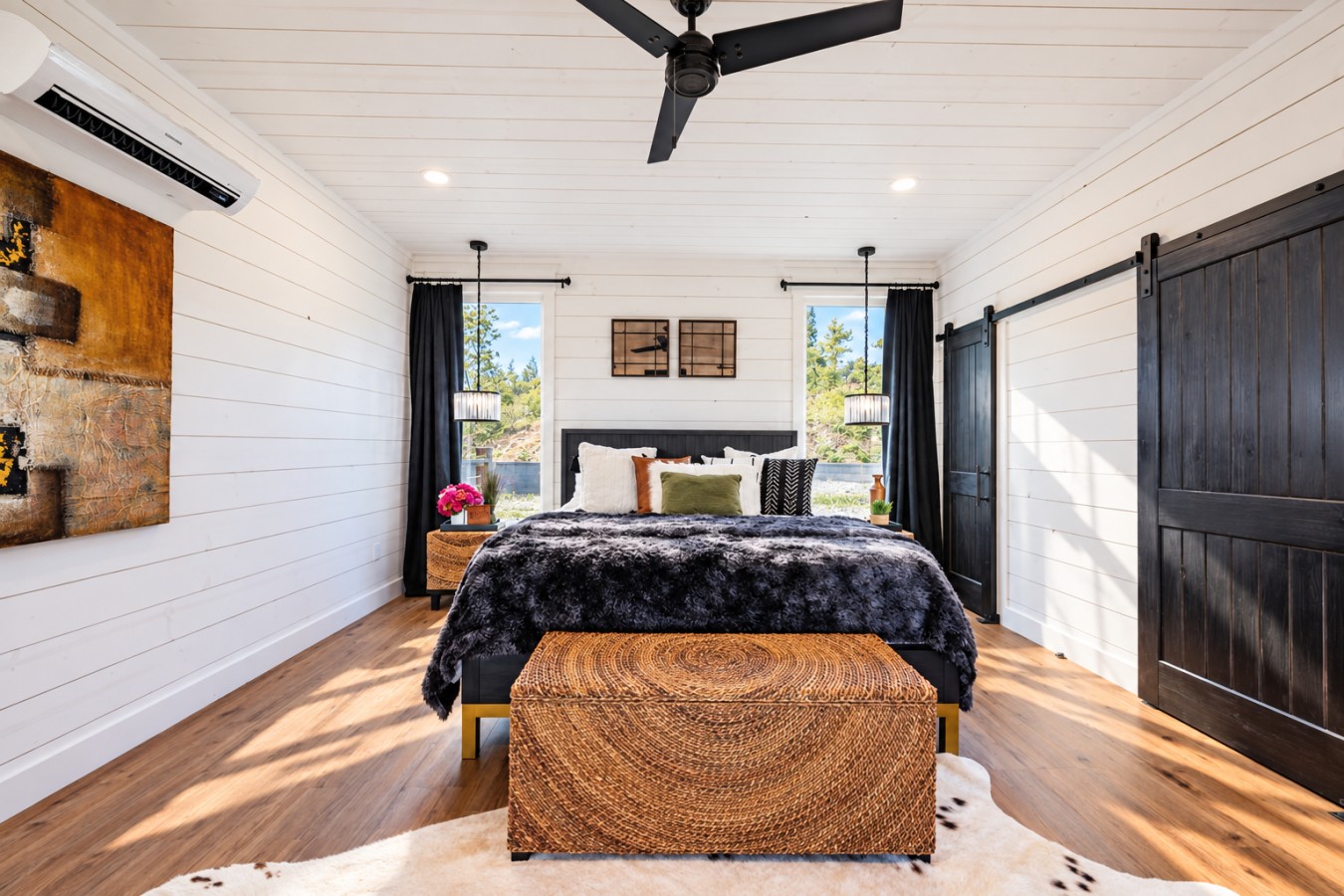 Sky High: King bedroom