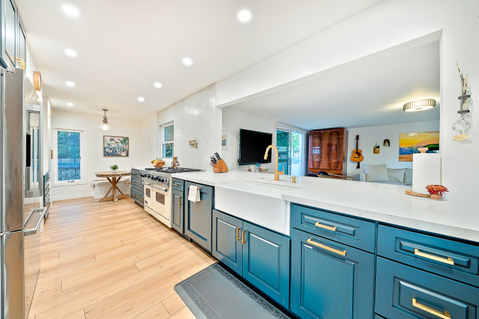 1885 Pariva Dr - Cardiff - image 2