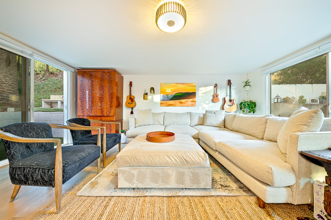 1885 Pariva Dr - Cardiff