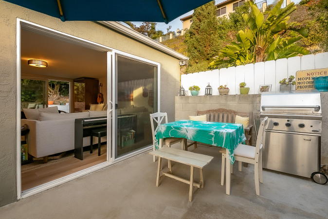 1885 Pariva Dr - Cardiff