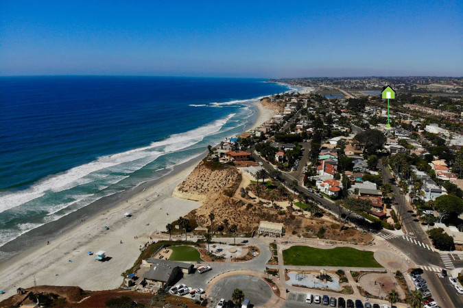 Coastal Zen Steps from the Sand - image 3