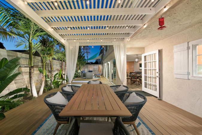 Coastal Zen Steps from the Sand