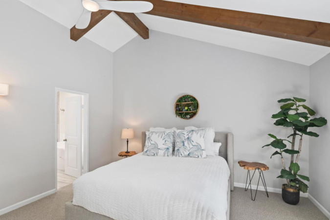 Coastal Zen Steps from the Sand