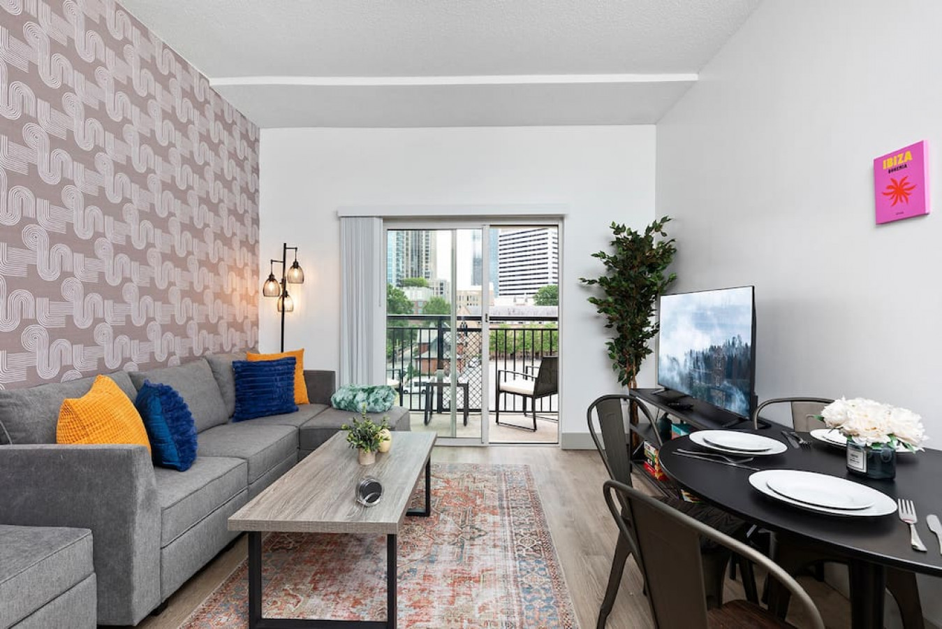 Cozy & Spacious - Charlotte, NC