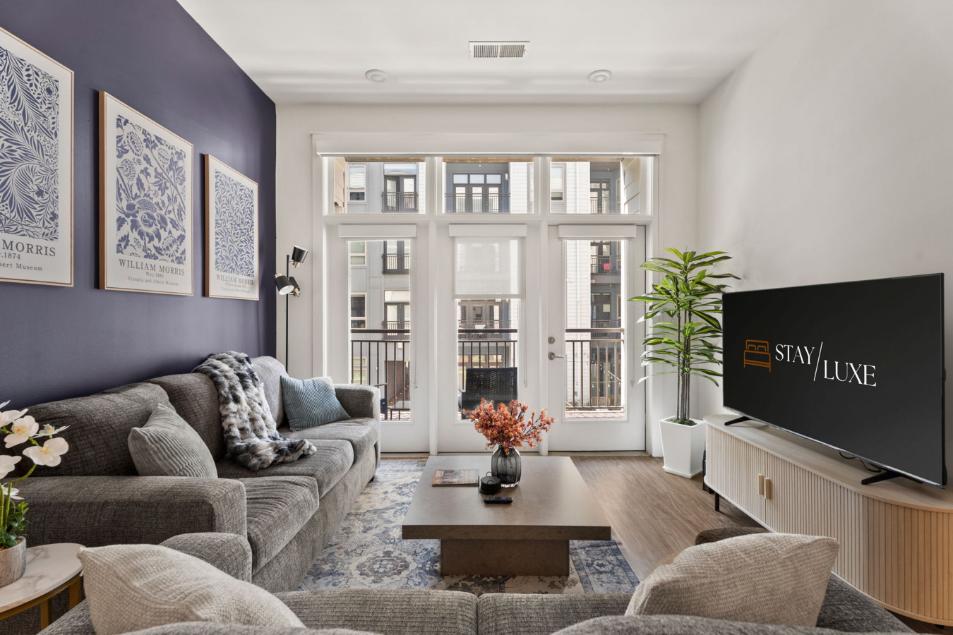 Carolina Charm | Free Parking, Pool, Gym - Charlotte, NC