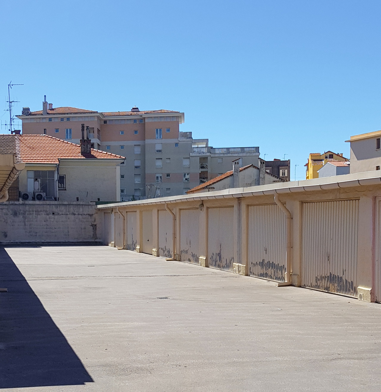 Golfe Juan charmant appartement garage proche mer - Photo 23