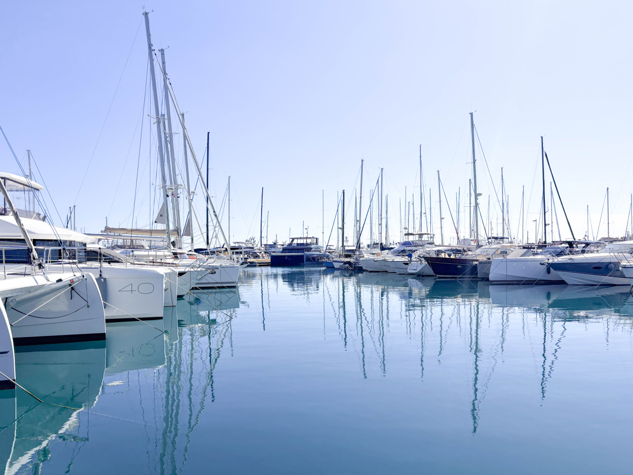 Loft Vue Mer | Terrasse | Port Vauban Antibes | Parking Gratuit 5 min à pied