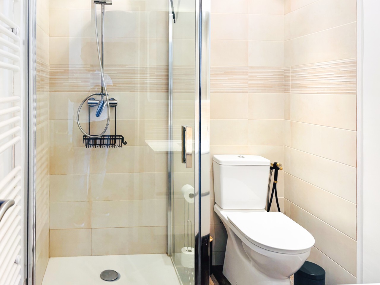 Appartement Cosy | Clim & Parking Privé | 10 min Cannes - Photo 48