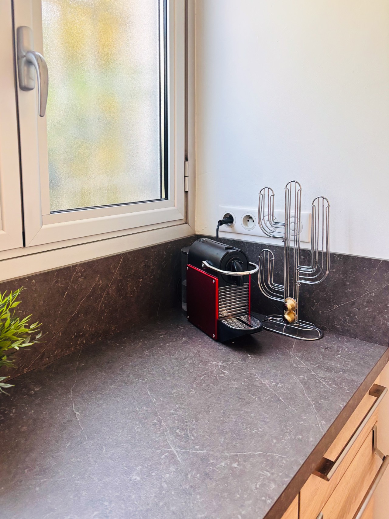 Appartement Cosy | Clim & Parking Privé | 10 min Cannes - Photo 24