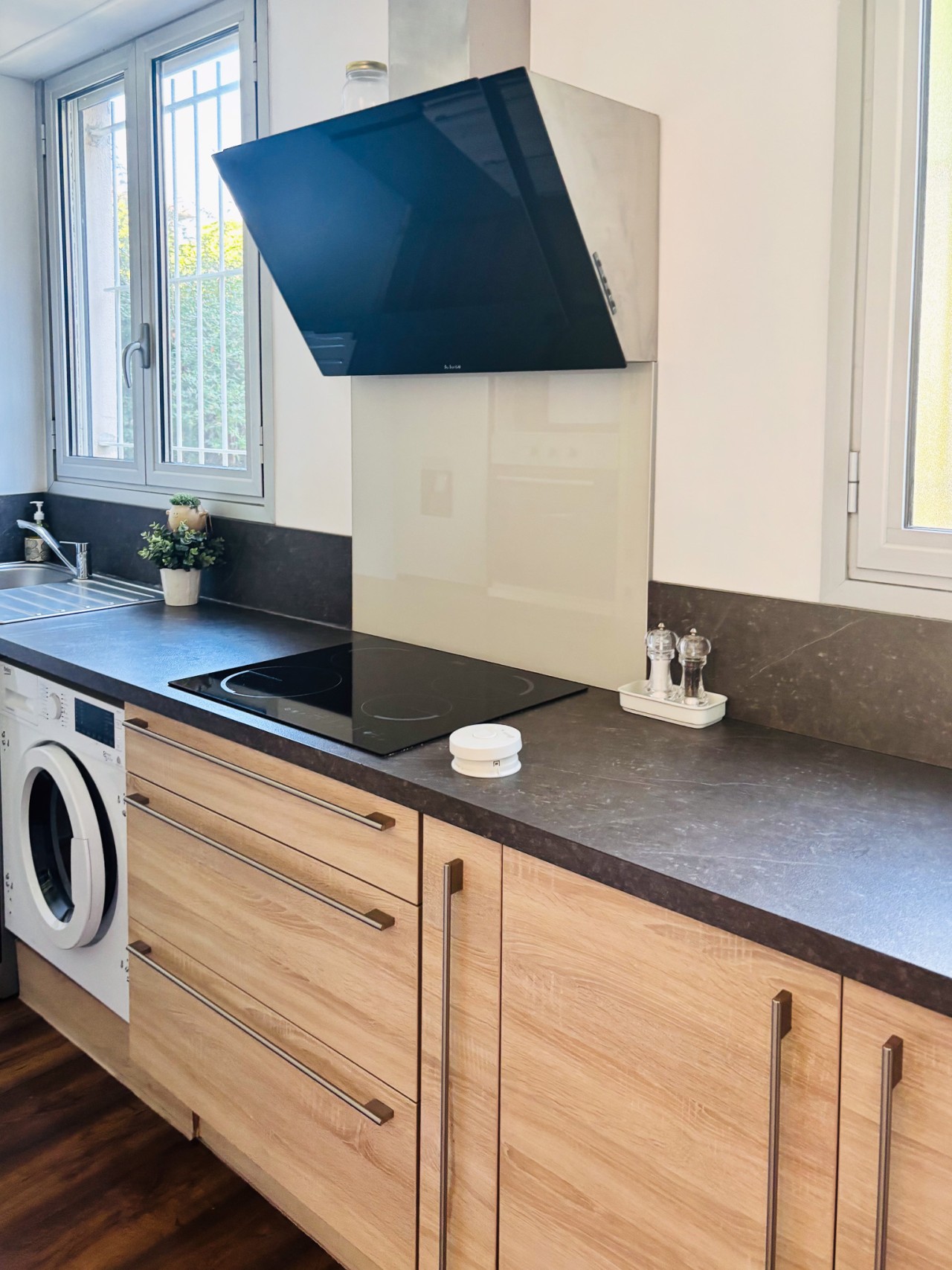 Appartement Cosy | Clim & Parking Privé | 10 min Cannes - Photo 20