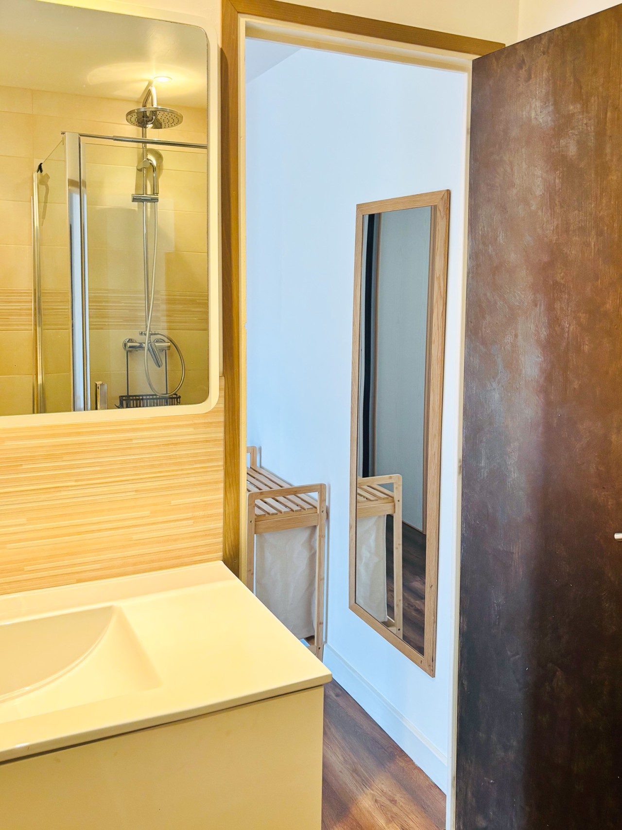 Appartement Cosy | Clim & Parking Privé | 10 min Cannes - Photo 34