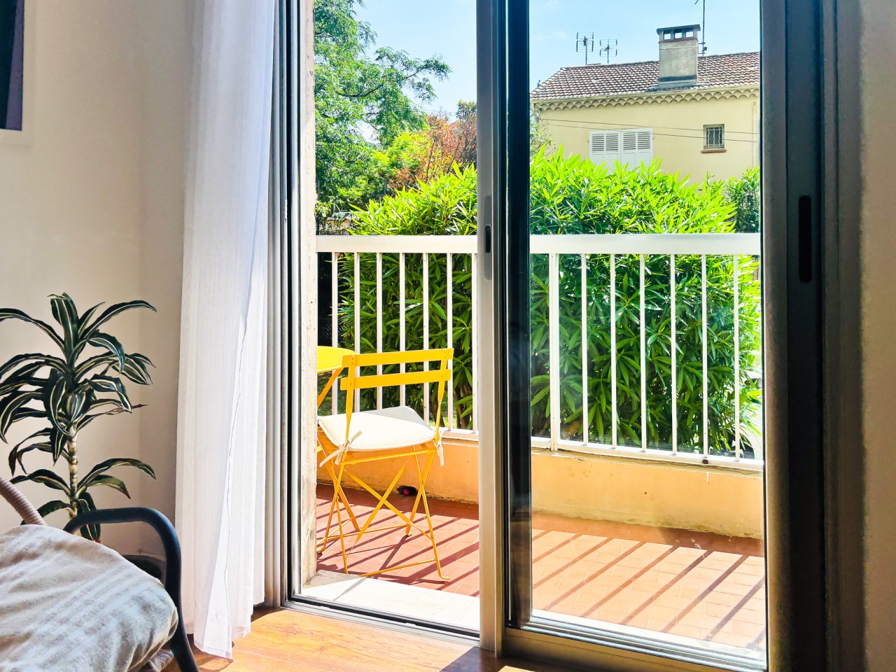 Appartement Cosy | Clim & Parking Privé | 10 min Cannes - Photo 50
