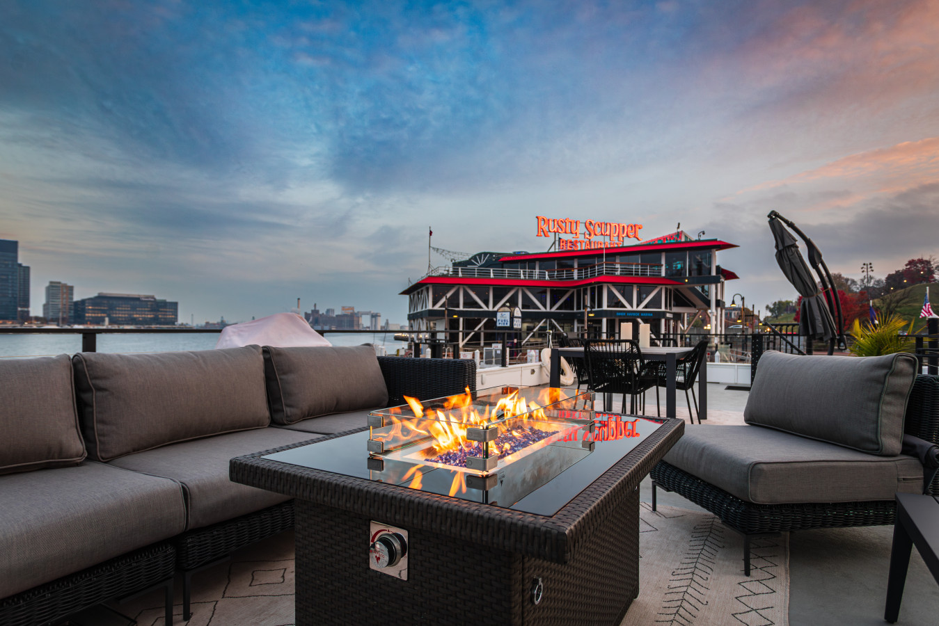 FLOHOM 1 | Bay Escape