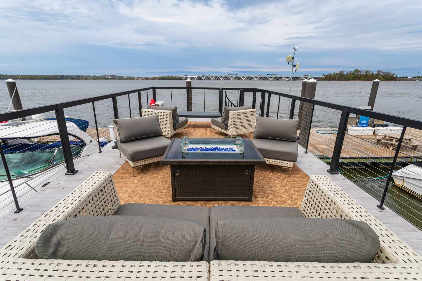 FLOHOM 8 | Victoria Mae