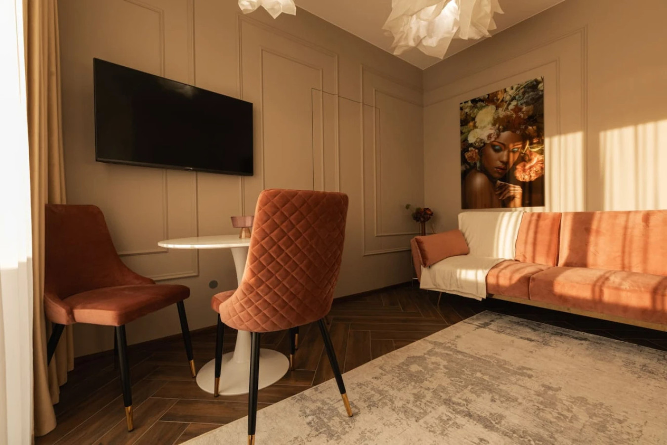 Charm Apartment