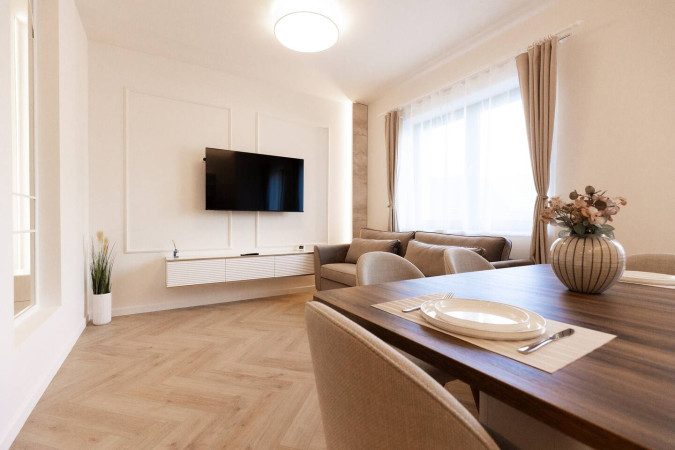 Nest Inn Satin Studio