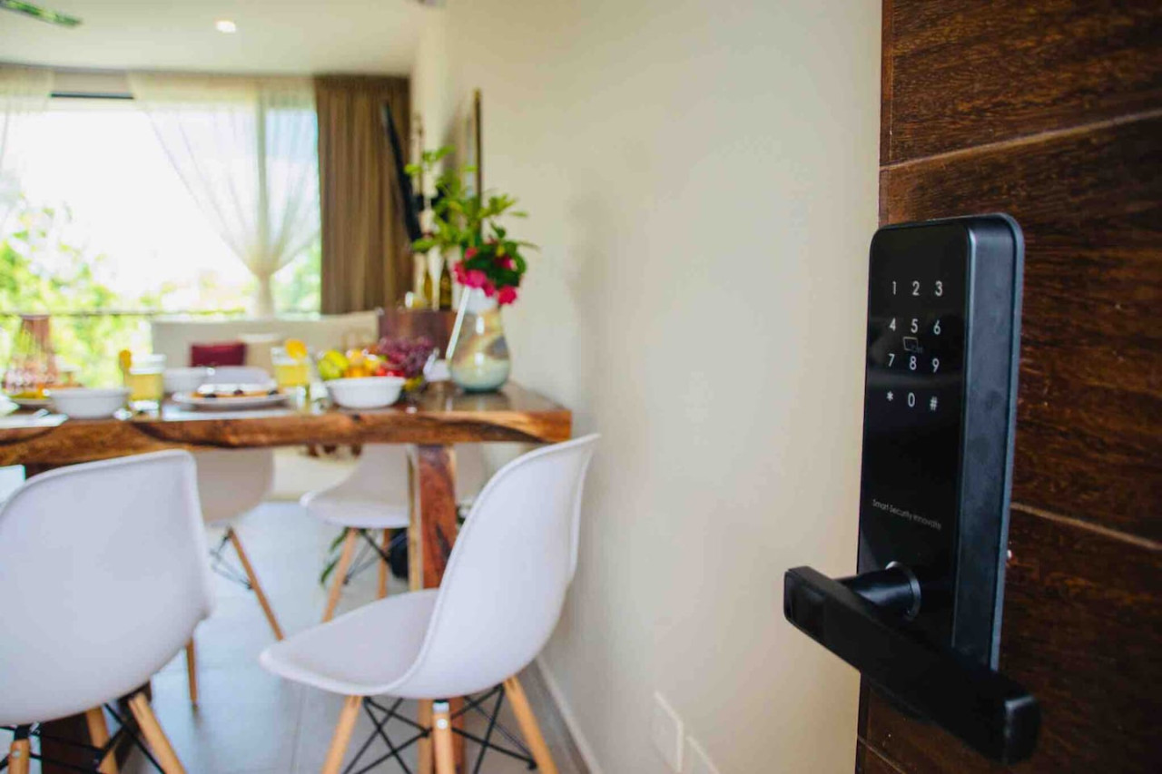 dk31 · Wifi 800 Mbs home office by Moikkarentals 6