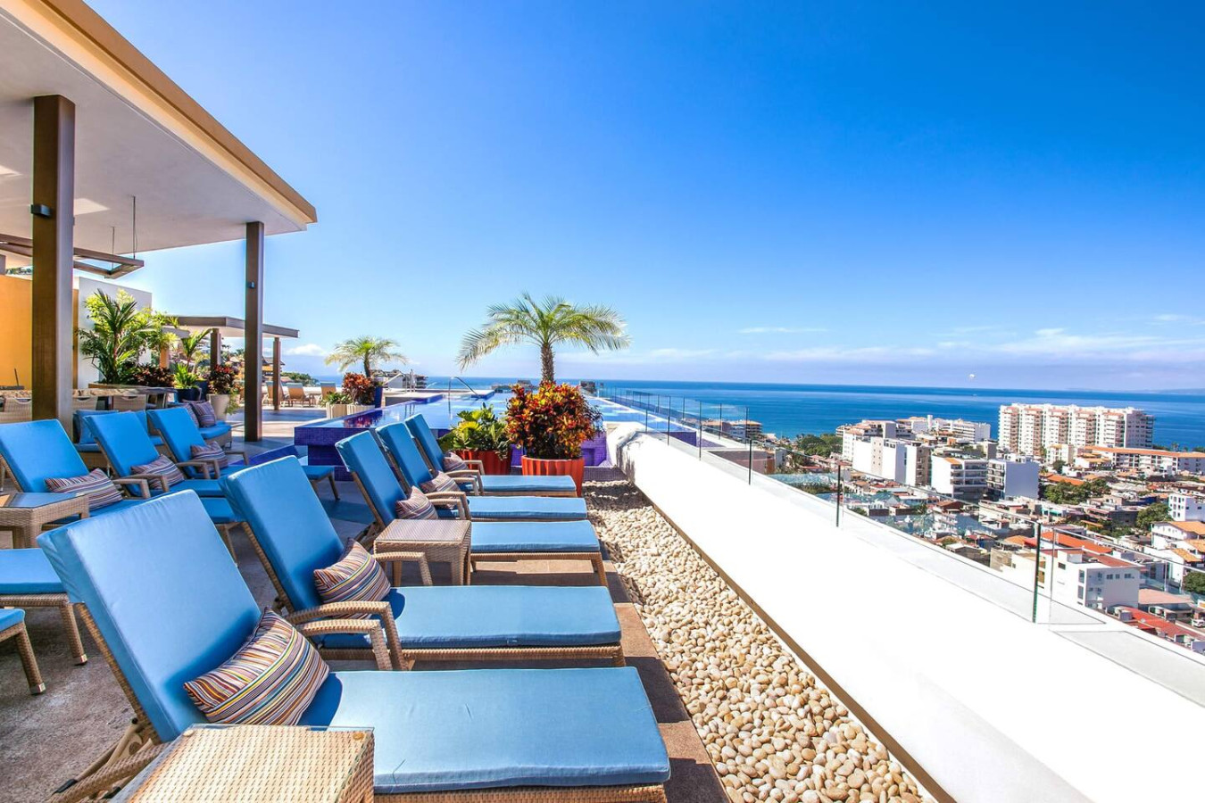 Stunning V-Estrella Penthouse - 2 BRs - Great View 2