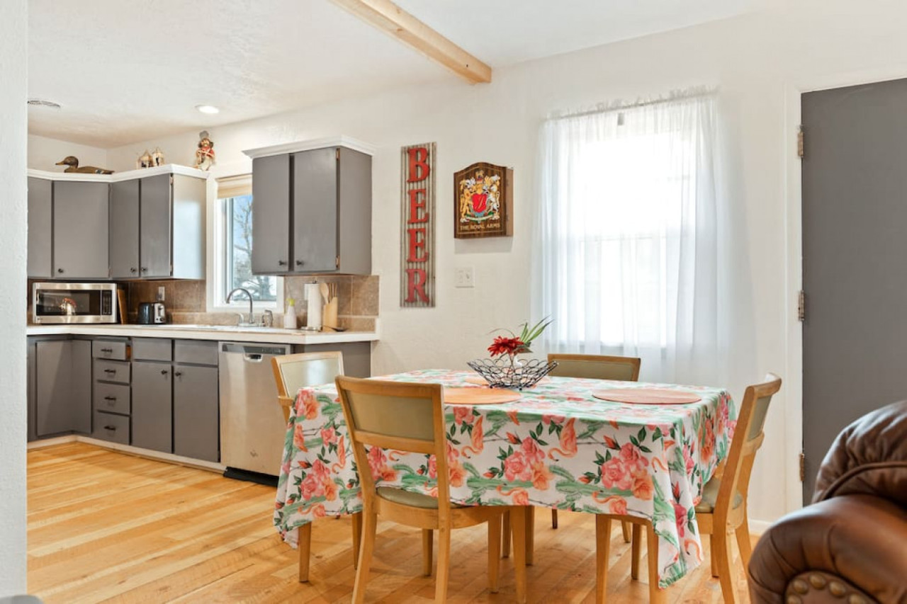 Pet Friendly With Hot Tub And Sauna - Billings, MT