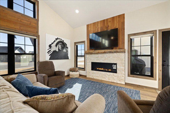 Mountain Breeze Bungalow