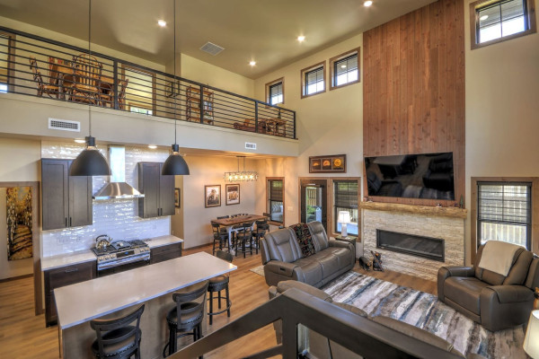 Cozy Mountain Retreat