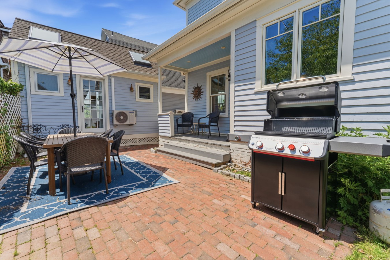Historic Home and Cottage with Seaport View