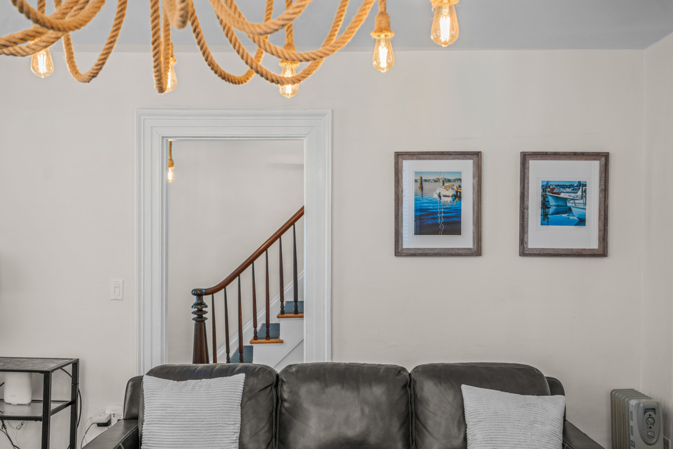 Entire Historic Mystic Townhome: Pet & Family