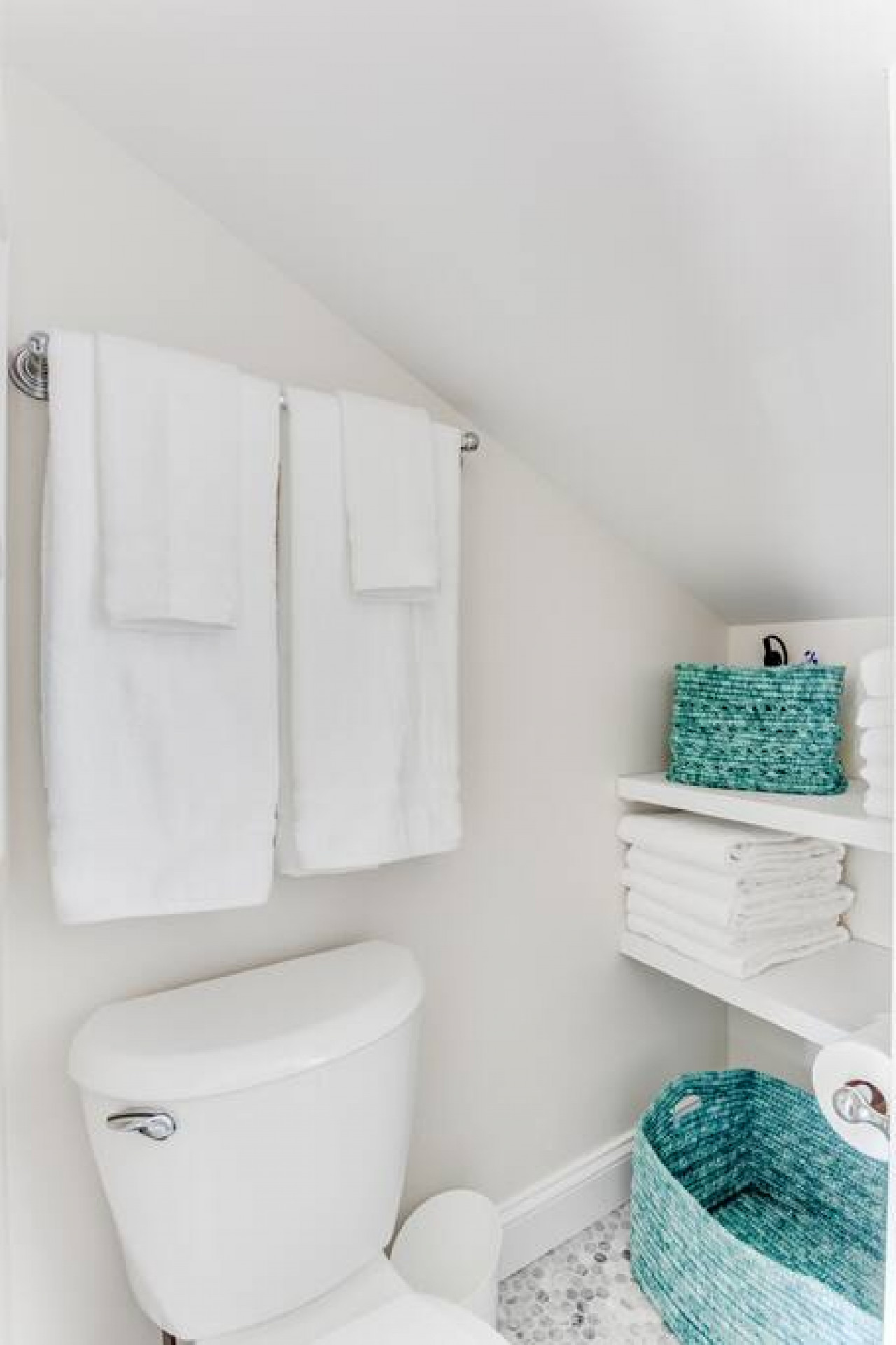 2BR Flat above Historic Cider Mill