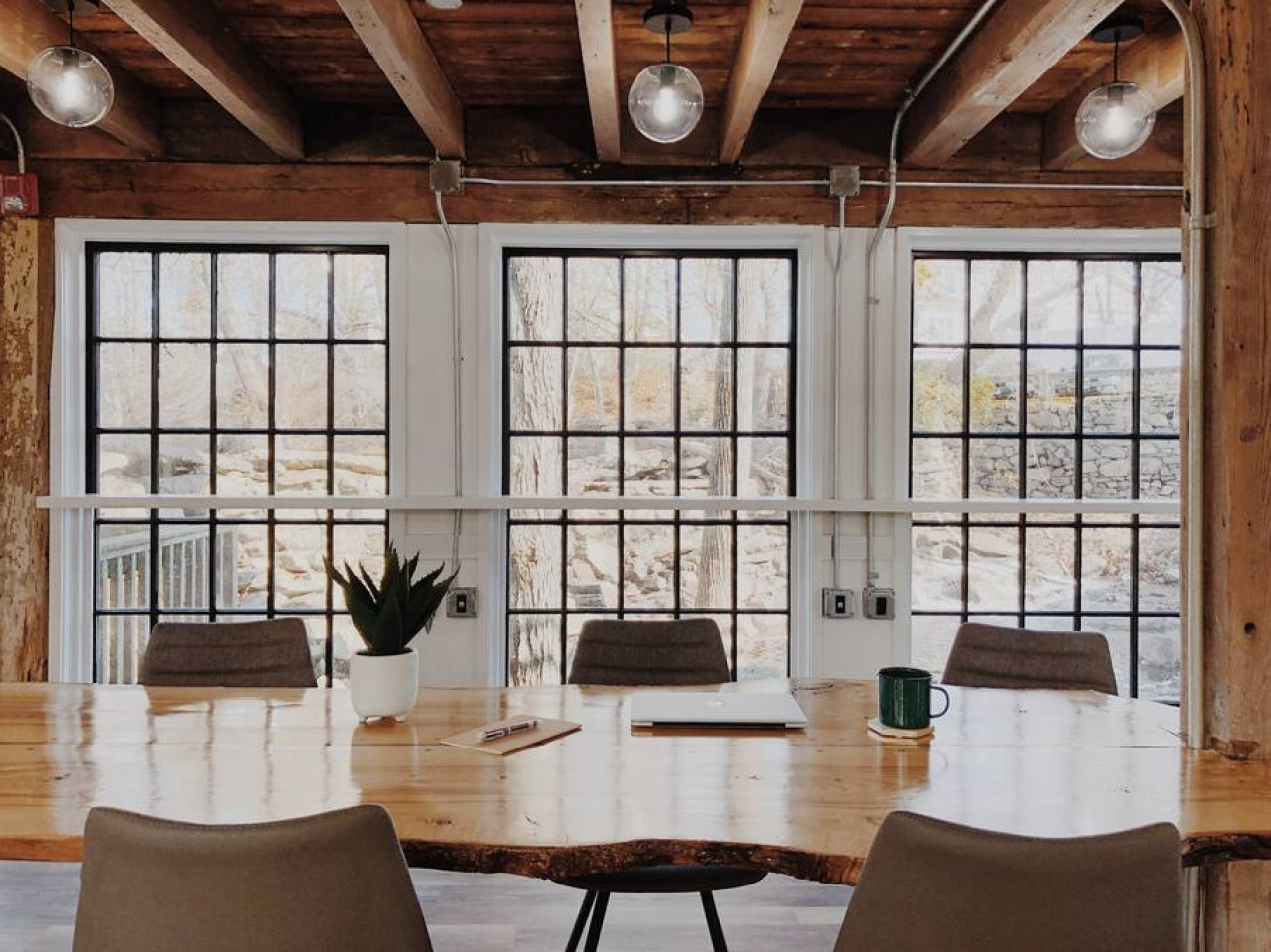 2BR Flat above Historic Cider Mill