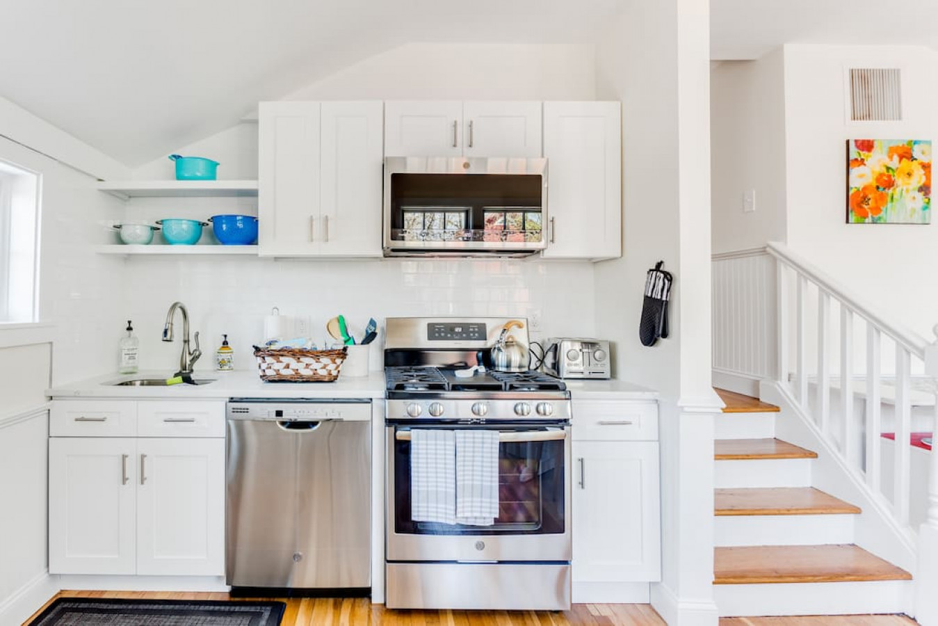 2BR Flat above Historic Cider Mill