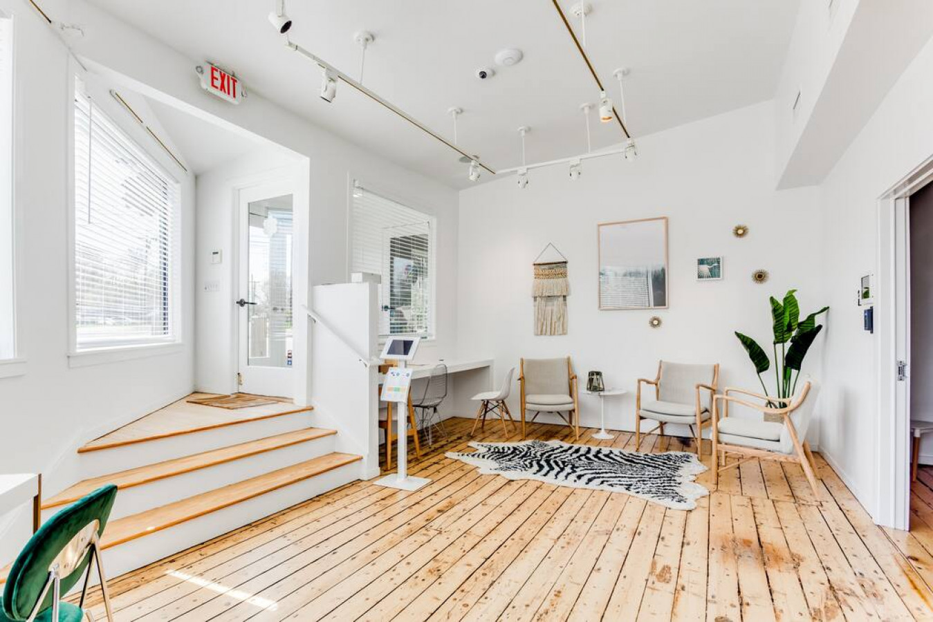 2BR Flat above Historic Cider Mill