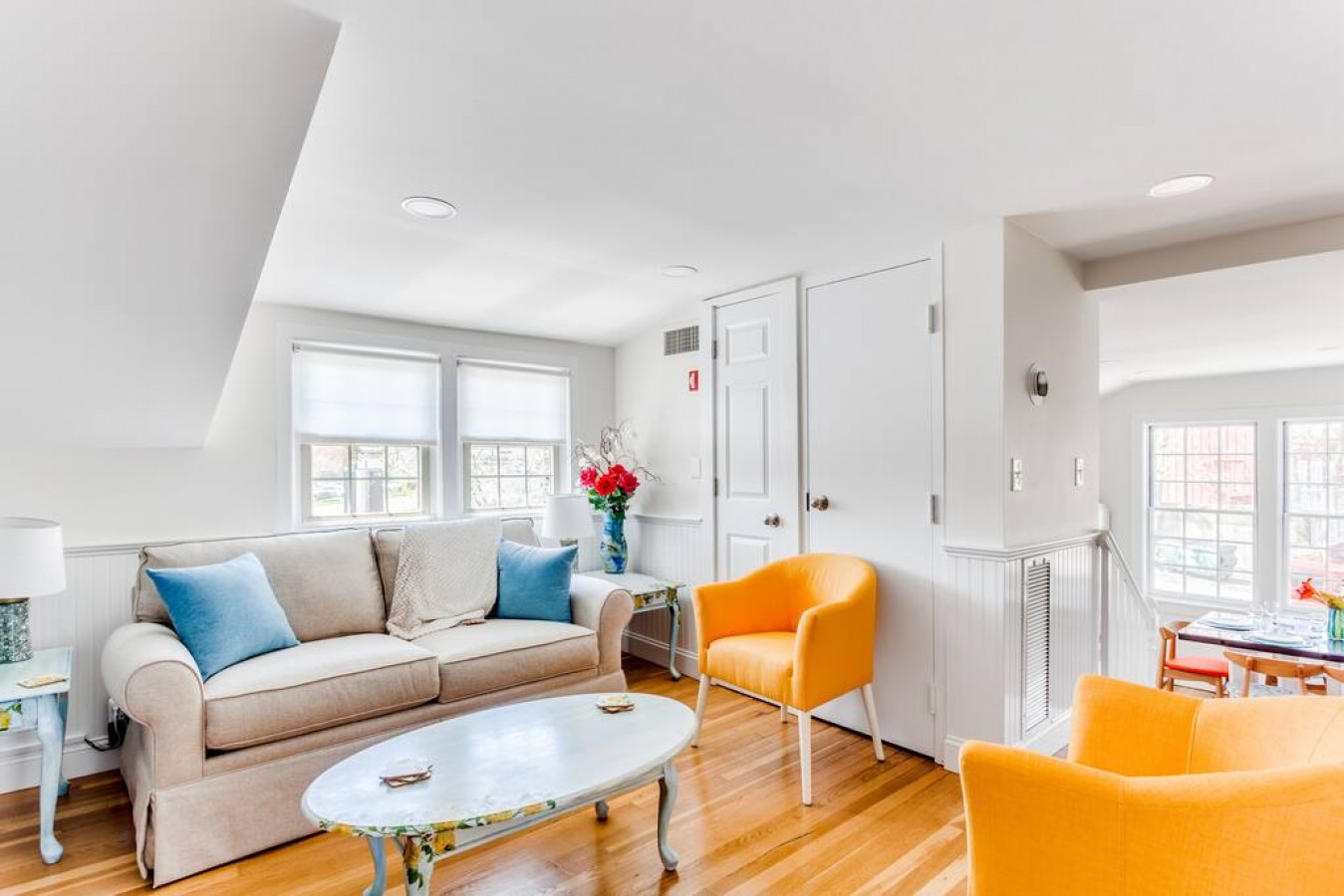 2BR Flat above Historic Cider Mill