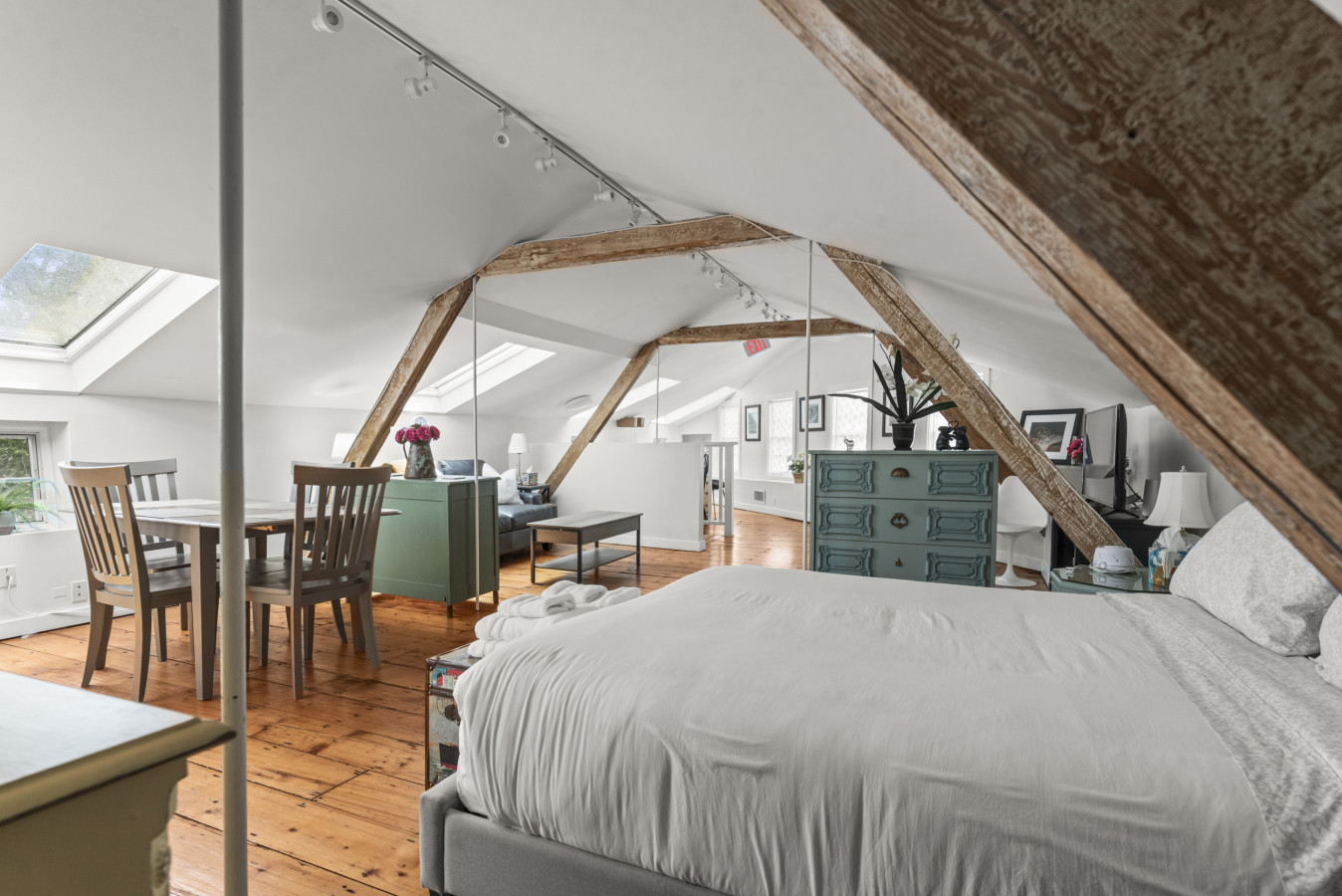 Historic Loft, Co-Work, River View